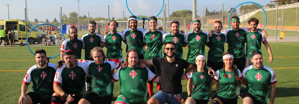Foto de la euskal selezkioa estrenando la equipación eguzkilore. Foto de «Aita».